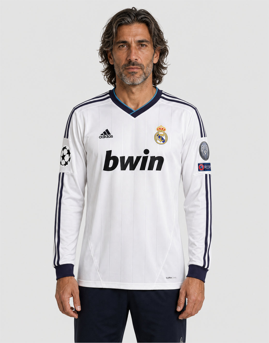 Ozil Real Madrid Retro 12/13 Home