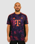 Bayern München Third 26/27
